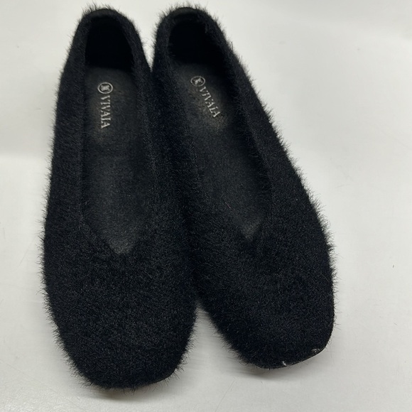 Vivaia Margot Slip On Comfort Flats Faux Mink Fur Fuzzy Square Toe Black 39.5 - Picture 1 of 10